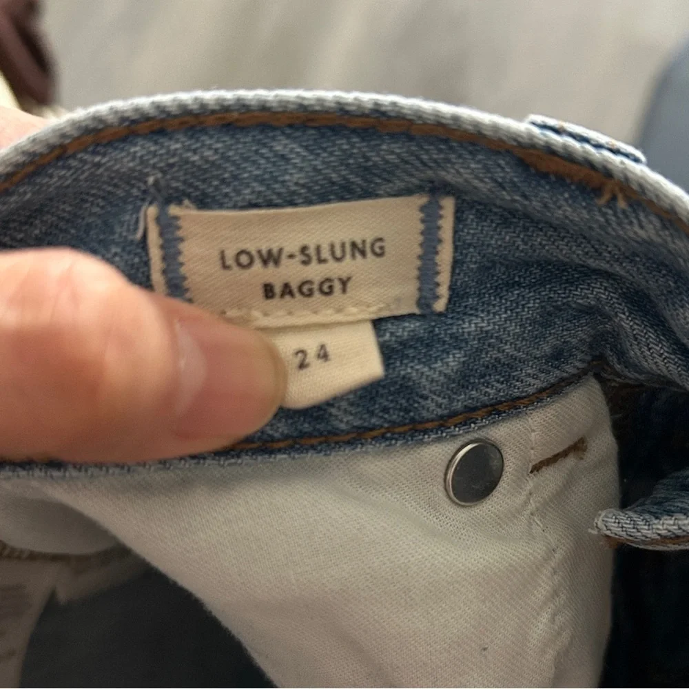 Madewell Low Slung Baggy Jeans: Airy Denim Edition - Picture 12 of 12
